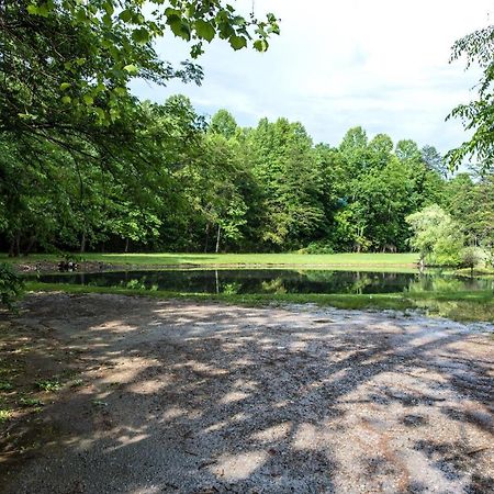 Cabin Of Dreams, 3 Bedroom Water View, Wifi, Hot Tub, Pool Table, Sleep 8 Sevierville Esterno foto