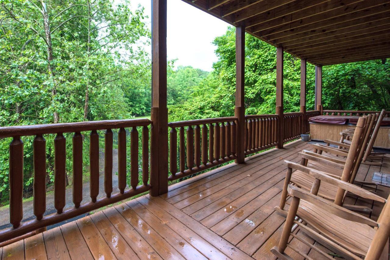 Cabin Of Dreams, 3 Bedroom Water View, Wifi, Hot Tub, Pool Table, Sleep 8 Sevierville Esterno foto